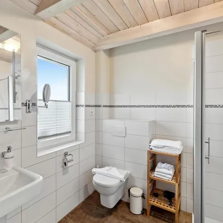 1 Bedroom Lovely In Dagebuell